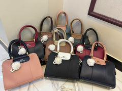 Premium Quality Shoulder Bag 🎀